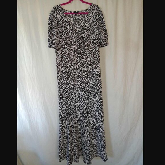Who What Wear Black White Polka Dot Maxi V Neck Short Sleeve Dress NW NWOT 4X - Picture 2 of 4